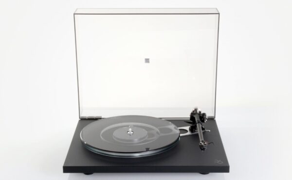 Giradischi-Rega-Planar-P6